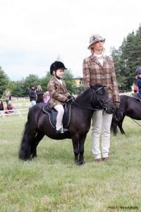 Nejmladší účastnice Lead Rein poháru, tříletá Adélka Selyben