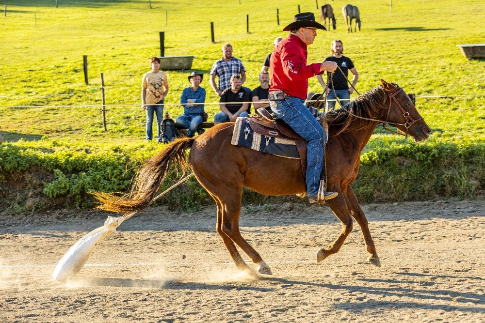 Miloš Vyhlídal, Poco Hanky Jac a tažení břemene ve Working Race Sedlo, kde se
stali mistry